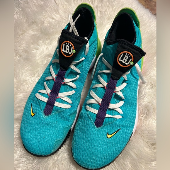 Nike LeBron 16 Low Air Max Trainer 2 - Picture 1 of 7